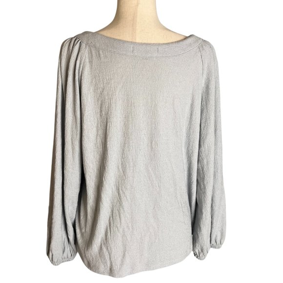 Long Sleeve Gray Wide Neck Banana Republic Blouse Size Large Textured Fabric - Picture 2 of 8